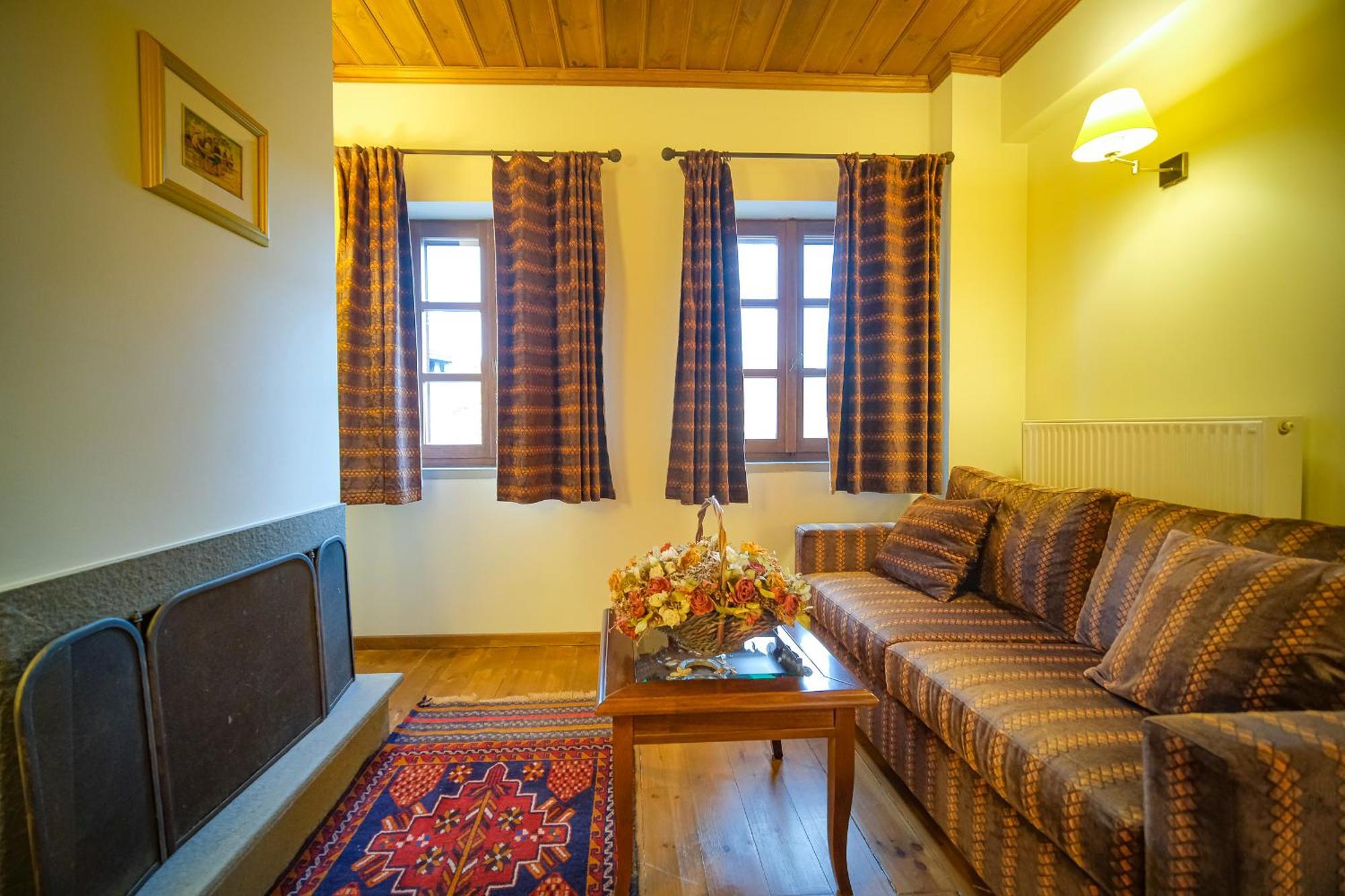 Kipi Mountain Resort Екстер'єр фото